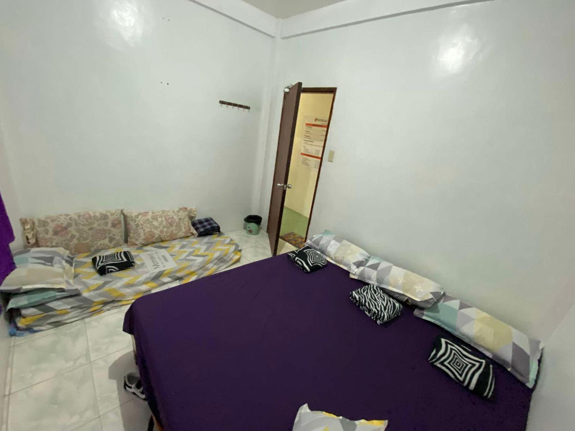 Estrelle Orange House - Backpackers Hub Apartment Puerto Princesa Exterior foto