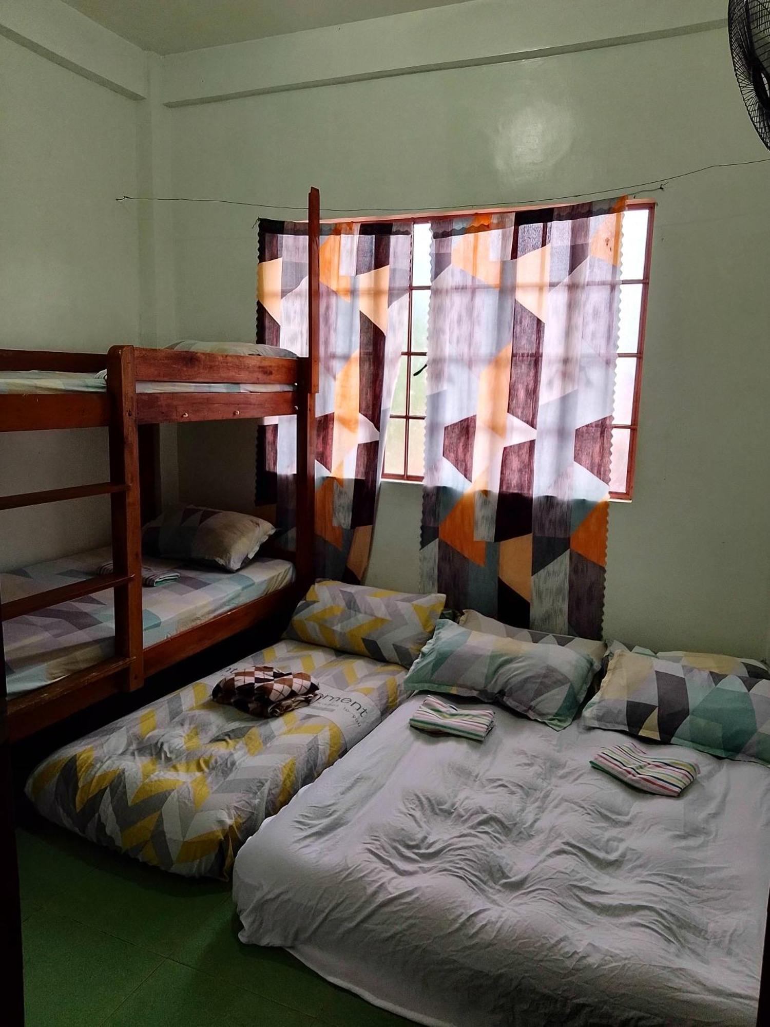 Estrelle Orange House - Backpackers Hub Apartment Puerto Princesa Exterior foto